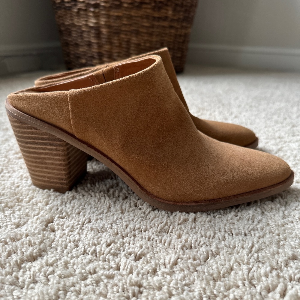 Lucky Brand western style mule